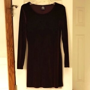 Women's Velvet Long Sleeve Dress - Deep Burgundy